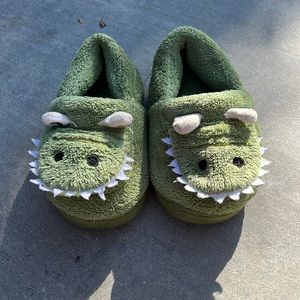 Kids slippers